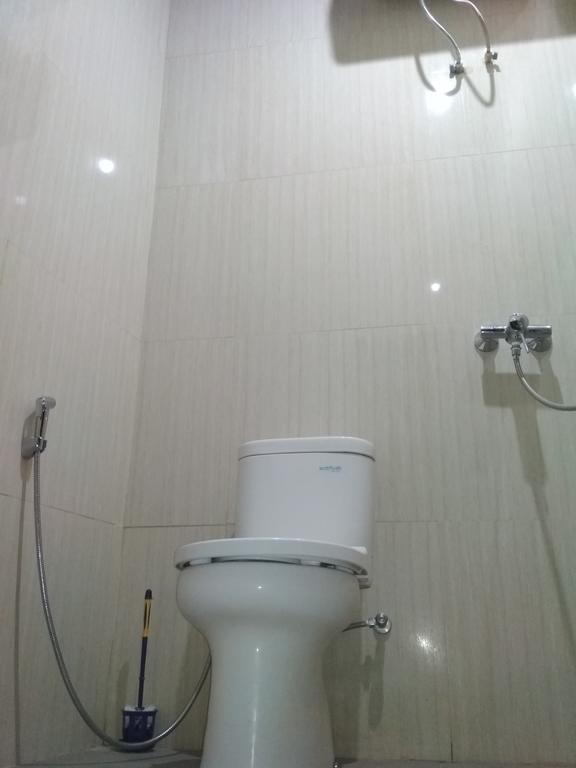 Almira Homestay Jambi Exterior photo